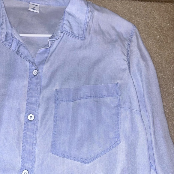 Button down - Picture 2 of 2